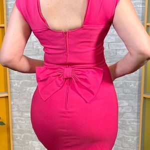 Vintage Hot Pink Stop Starring beautiful, Sexy, innocent style great condition